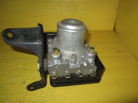 Honda - ABS - Anti-Lock Brake - SDA00 2S05 0084